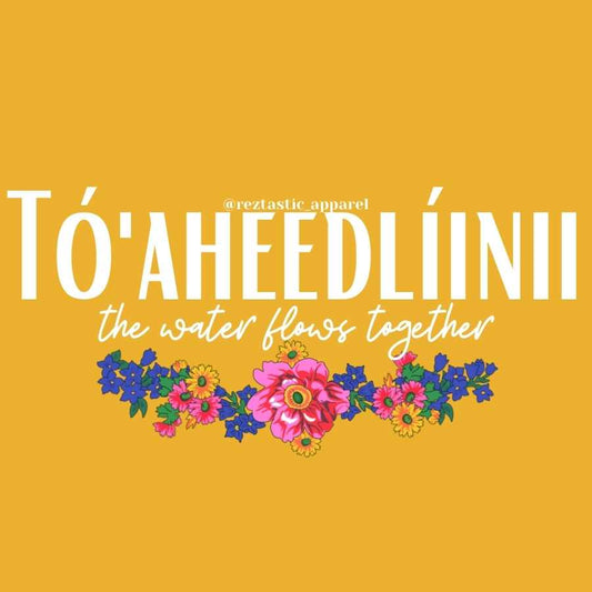 Tó'aheedlíinii- The Water Flows Together Clan- Floral Scarf- T-Shirt